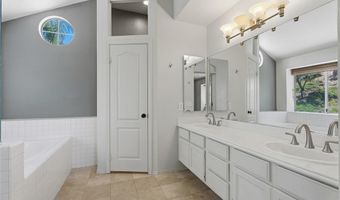 12 Chickadee Ln, Aliso Viejo, CA 92656