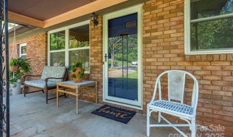 39 N Pershing Rd, Asheville, NC 28805