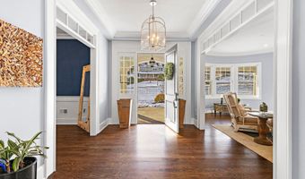 9 Beacon Hill Rd, Atlantic Highlands, NJ 07716