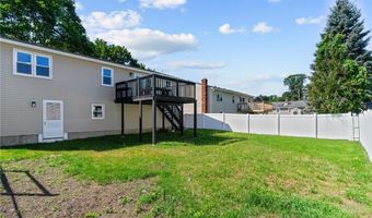 17 Auburn Ave, Johnston, RI 02919