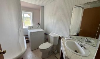 3968 S Roys Land Rd, Superior, WI 54880