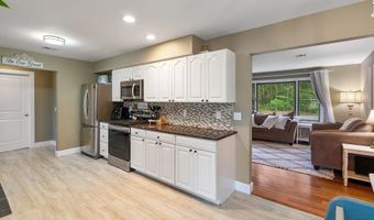 283 Woodhaven Blvd SW, Bayville, NJ 08721