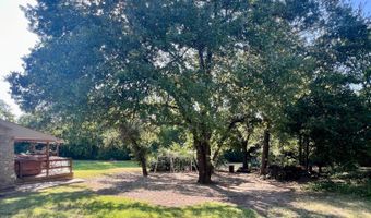 Spacious 4-Bedroom Home on 2.38 Acres with Country Charm, Ardmore, OK 73401