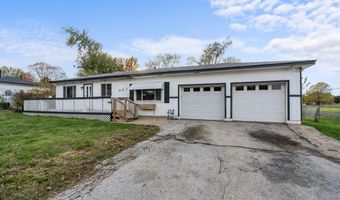 903 S Tyler Ave, Aurora, MO 65605