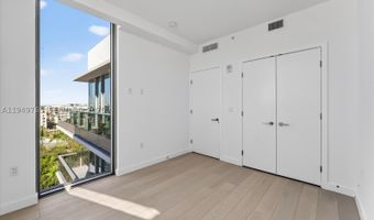9201 E Bay Harbor Dr Uph02, Bay Harbor Islands, FL 33154