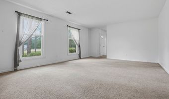 501 Divine Dr, Albany, GA 31721