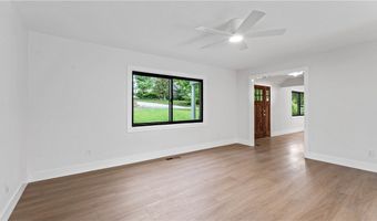 1801 Kimberly Pl, Bentonville, AR 72712