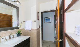 6266 Keokea Pl, Honolulu, HI 96825