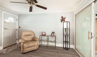 322 Garden City Dr, Cranston, RI 02920