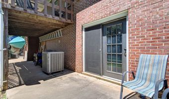 1140 Hillview Dr, Abingdon, VA 24210