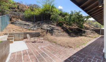 4819 Likini St, Honolulu, HI 96818