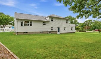 35 Superior View Blvd, North Providence, RI 02911