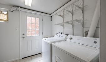 156 WESMOND Dr, Alexandria, VA 22305