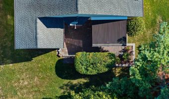 15 FIVE BRIDGES Ct, Barnegat, NJ 08005