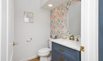36 Summit Rd, Bedford, NH 03110