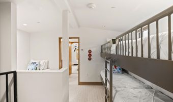 122 W Main St, Aspen, CO 81611