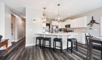 1801 Deerberry Ct, Aberdeen, NC 28315
