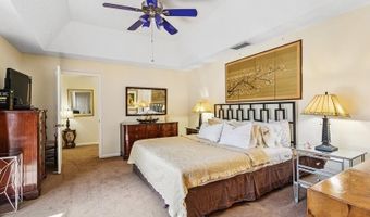 7 Atrium Cir D, Atlantis, FL 33462