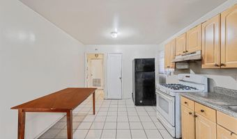 38 Somerset Rd E, Amityville, NY 11701