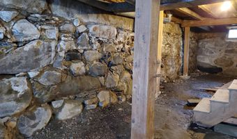 762 McLaren Hill Rd, Barnet, VT 05821