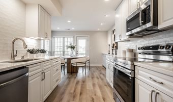 7366 Harbour, Indianapolis, IN 46240
