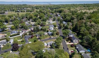 540 Sherman Ave, Belford, NJ 07718