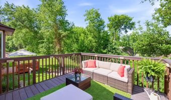 15873 Hayes Trail Ct, Apple Valley, MN 55124