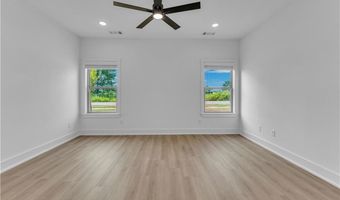 7001 SW Basswood Ave, Bentonville, AR 72713