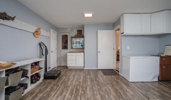 4450 Trapline Dr, Anchorage, AK 99516
