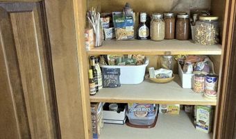 3050 Gaineswood Ave, Baxter Springs, KS 66713