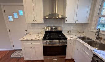 4721 SPRINGBROOK Dr, Annandale, VA 22003