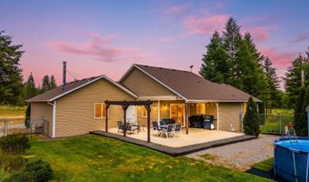 16 Hadley Ln, Blanchard, ID 83804