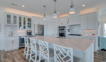 3 Sandspur Trl, Bald Head Island, NC 28461