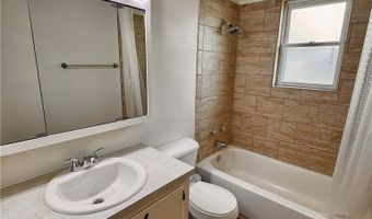 307 12th St, Bentonville, AR 72712