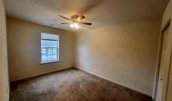 2159 S Poplar St, Allentown, PA 18103