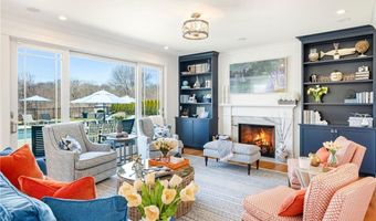 1048 Ocean Rd, Narragansett, RI 02882