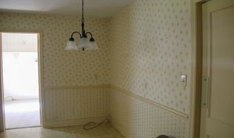 4237 Washington St, Ayden, NC 28513