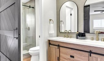 425 Golden Valley Dr, Henderson, NV 89002