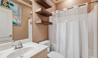 7426 Peach Blossom Dr, Benton, AR 72019