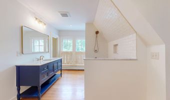 382 Hewitt Rd, Bristol, VT 05443