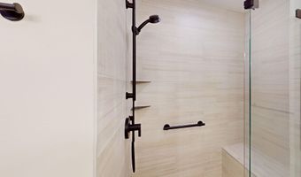 1 Longview Dr 108, Atkinson, NH 03811