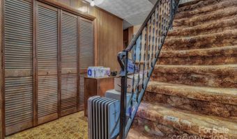 59 Skyview Ter, Asheville, NC 28806