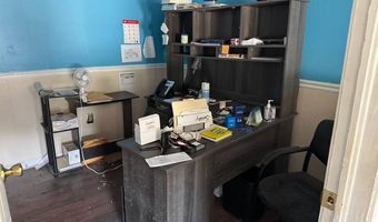 728 Greenwood St E, Abbeville, SC 29620