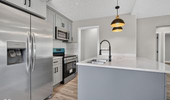 901 Alhambra, Anderson, IN 46012