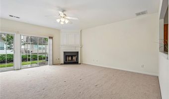 945 Prestwyck Ct, Alpharetta, GA 30004