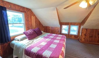 131 W 5th St, Adrian, MO 64720