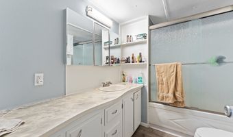 10405 SW DENNEY Rd 93, Beaverton, OR 97008