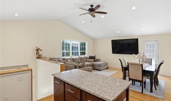 212 Lexington Ave, North Providence, RI 02904