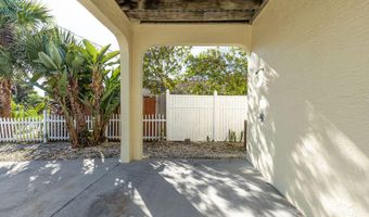 216 S 8th St, Flagler Beach, FL 32136