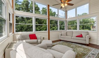 1533 Dietrich Place Ct, Ballwin, MO 63021